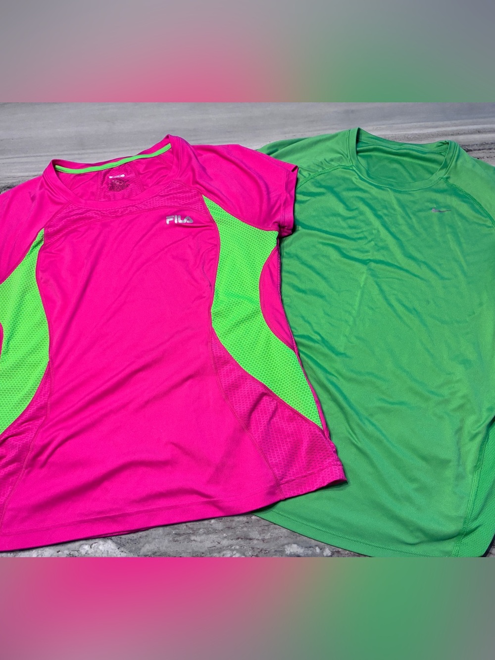 Fila Women’s Athletic shirts Nike sport wicking Fila Sport Sz L